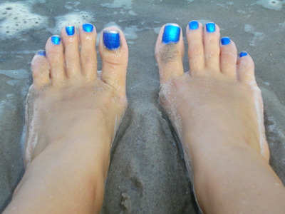 Blue Beach Toes